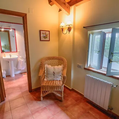 Rural La Casa Del Burrero * Castropol